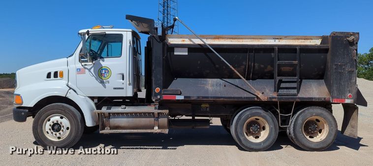 image for item LY9310 2007 Sterling LT8500  dump truck