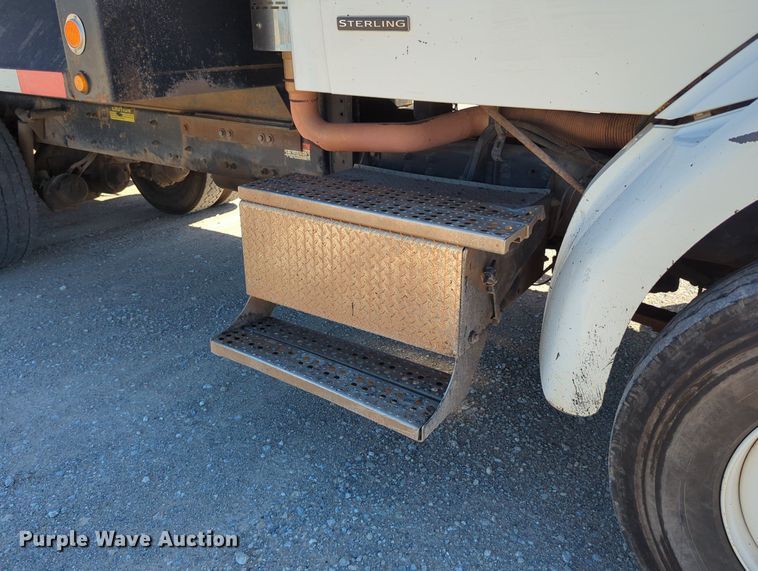 image for item LY9310 2007 Sterling LT8500  dump truck