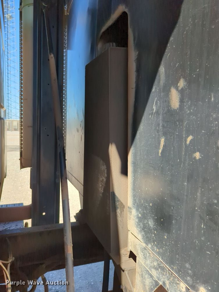 image for item LY9310 2007 Sterling LT8500  dump truck