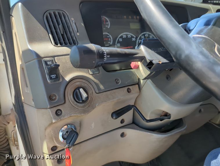 image for item LY9310 2007 Sterling LT8500  dump truck