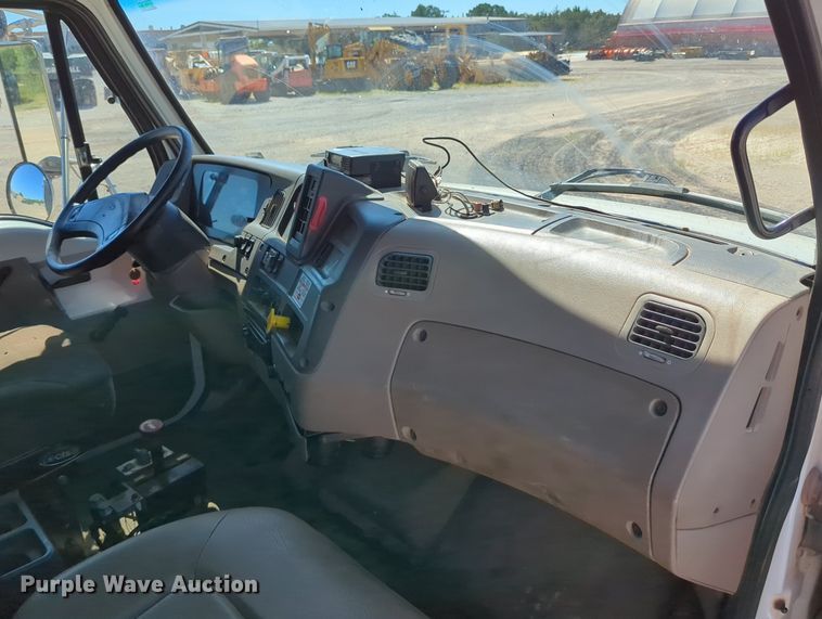 image for item LY9310 2007 Sterling LT8500  dump truck