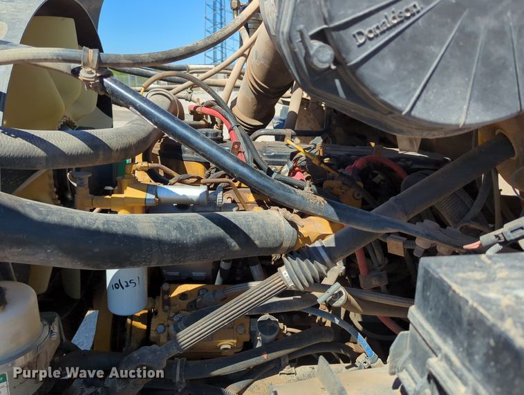 image for item LY9310 2007 Sterling LT8500  dump truck