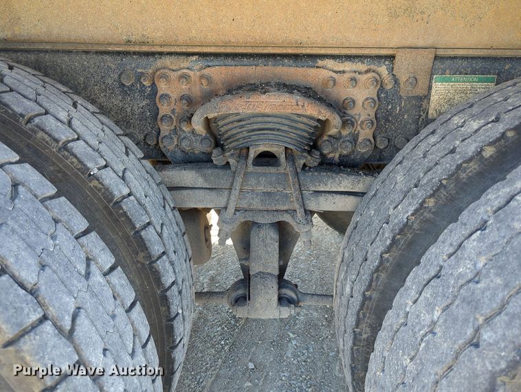 image for item LY9310 2007 Sterling LT8500  dump truck