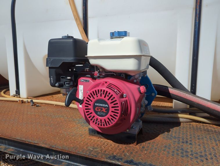 image for item LY9311 1985 Ford F700 flatbed truck