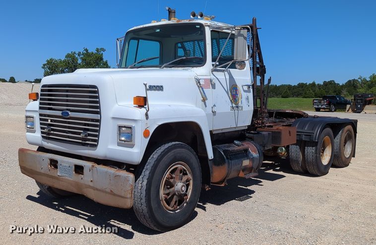 image for item LY9312 1988 Ford L9000 winch truck