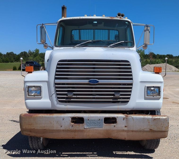 image for item LY9312 1988 Ford L9000 winch truck