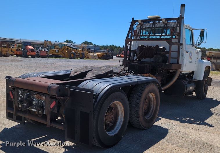 image for item LY9312 1988 Ford L9000 winch truck