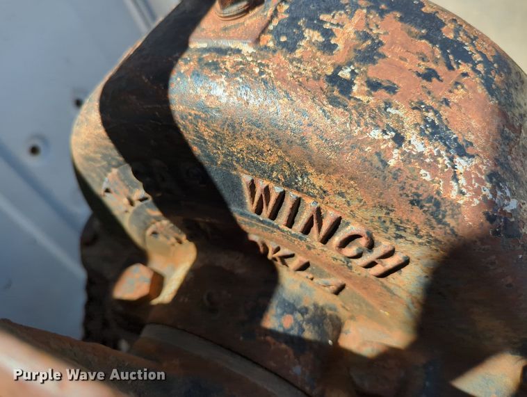 image for item LY9312 1988 Ford L9000 winch truck