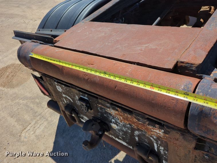 image for item LY9312 1988 Ford L9000 winch truck