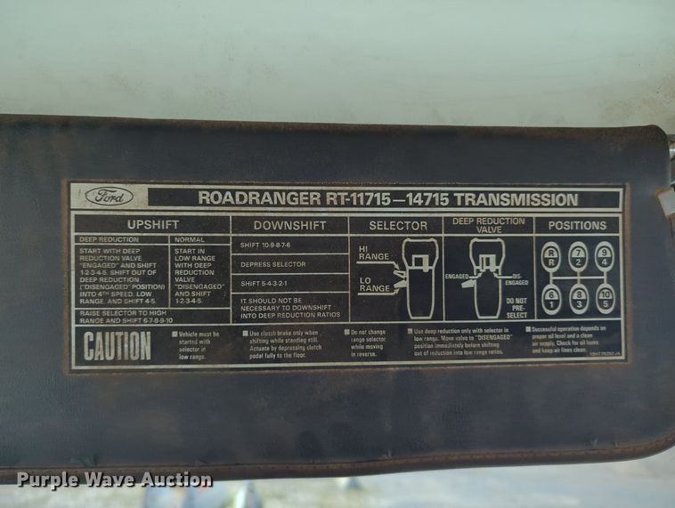 image for item LY9312 1988 Ford L9000 winch truck