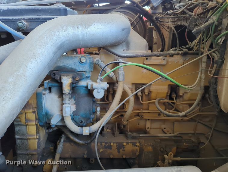 image for item LY9312 1988 Ford L9000 winch truck