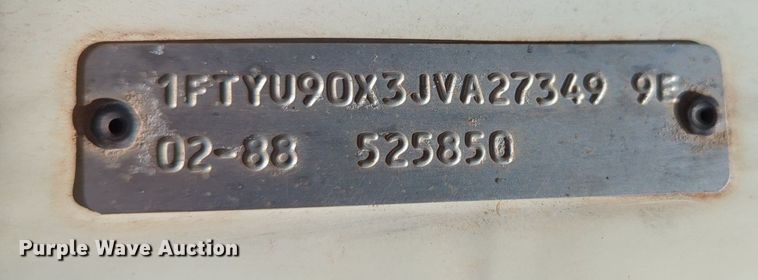 image for item LY9312 1988 Ford L9000 winch truck