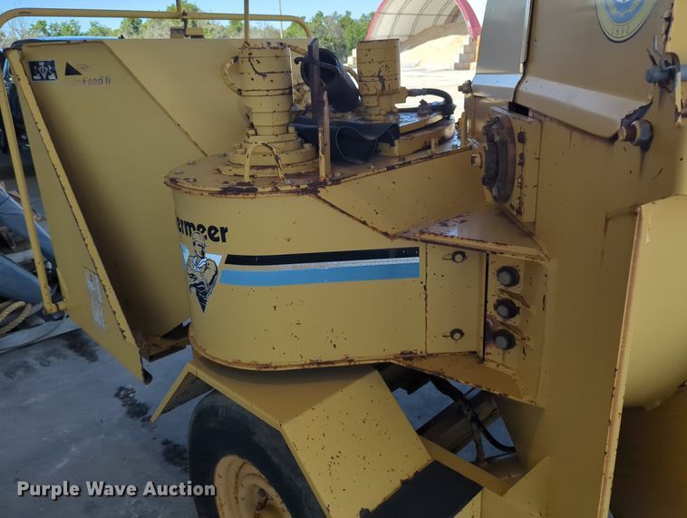 image for item LY9314 1997 Vermeer 1250BC  wood chipper