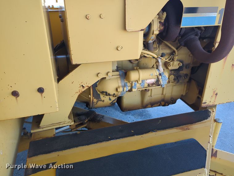 image for item LY9314 1997 Vermeer 1250BC  wood chipper