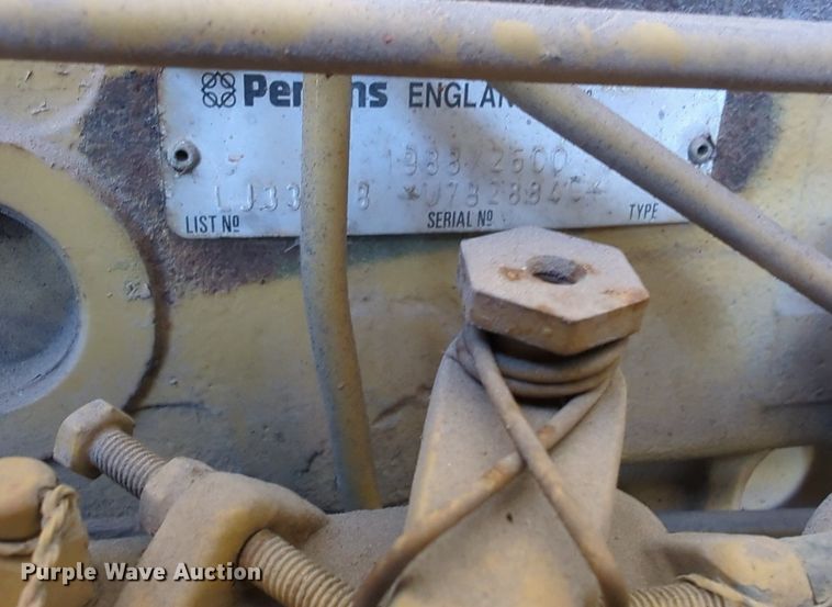 image for item LY9314 1997 Vermeer 1250BC  wood chipper