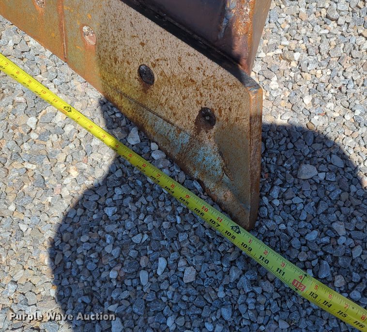 image for item LY9315 1999 Case 550G  dozer