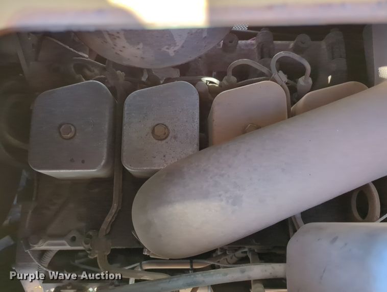 image for item LY9315 1999 Case 550G  dozer