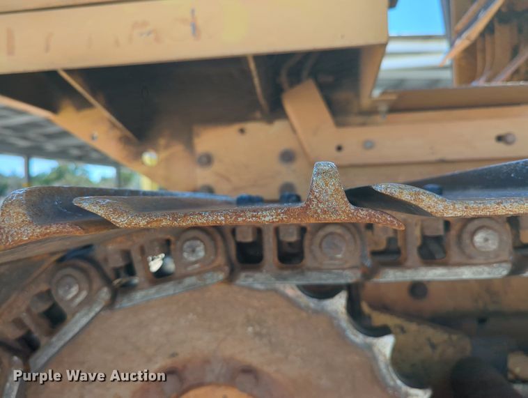 image for item LY9315 1999 Case 550G  dozer