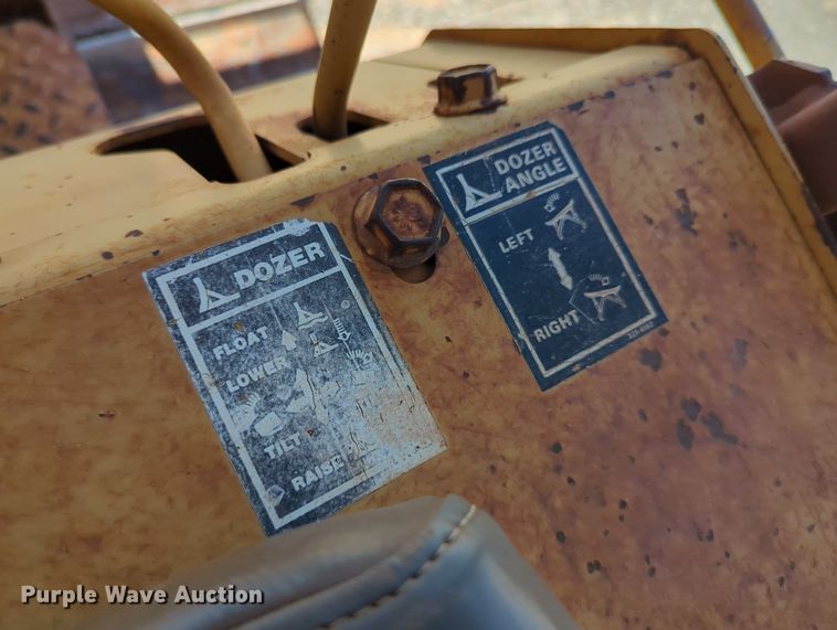 image for item LY9316 Case 550  dozer