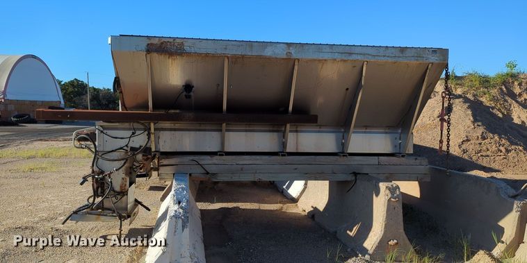 image for item LY9317 Henderson WSHX12X50X304SS  spreader