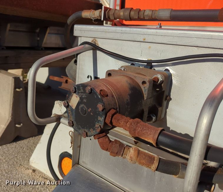 image for item LY9317 Henderson WSHX12X50X304SS  spreader