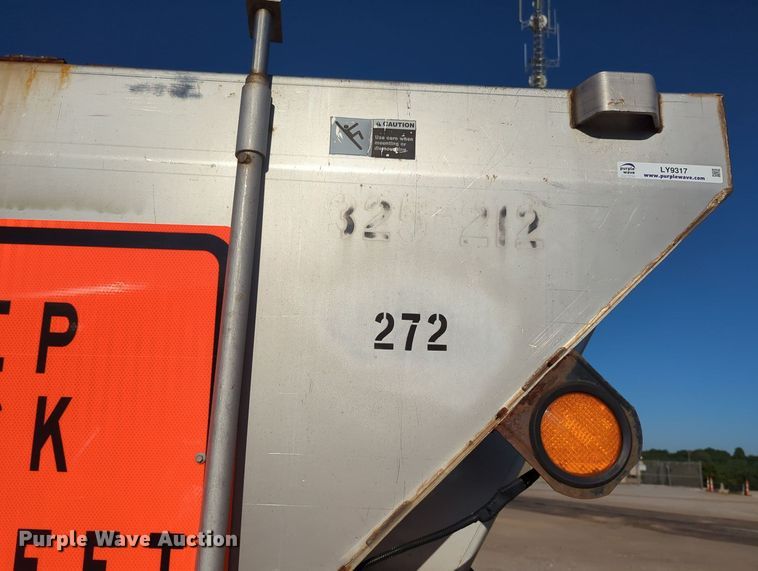 image for item LY9317 Henderson WSHX12X50X304SS  spreader