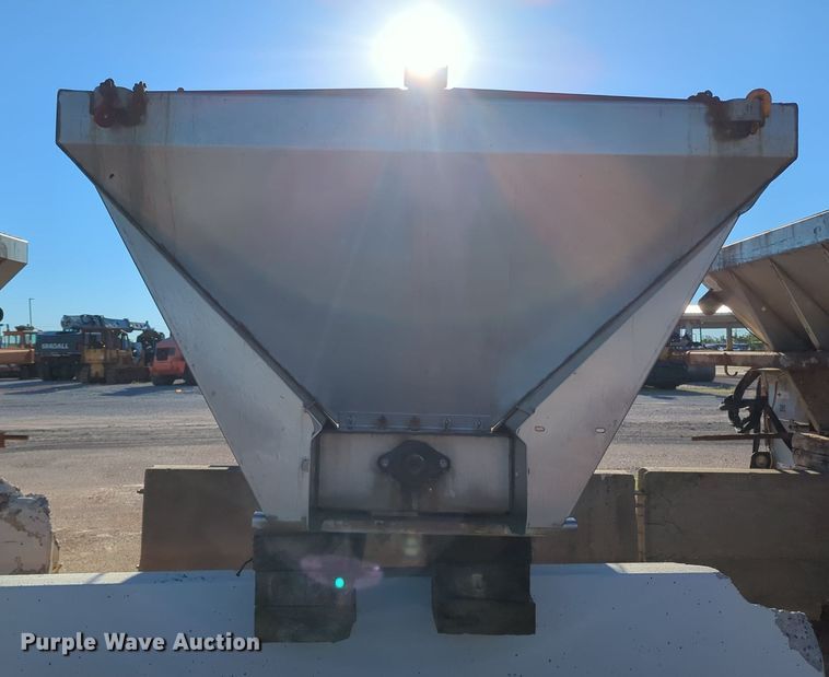 image for item LY9318 Henderson WSHX12X50X304SS  spreader