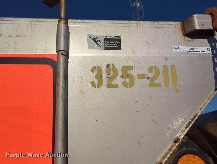 image for item LY9318 Henderson WSHX12X50X304SS  spreader