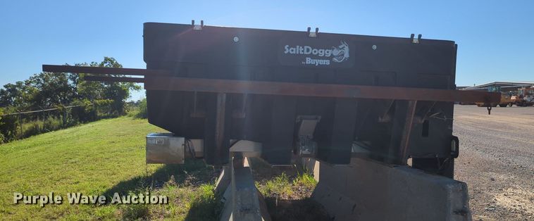 image for item LY9319 Buyers Salt Dogg  spreader