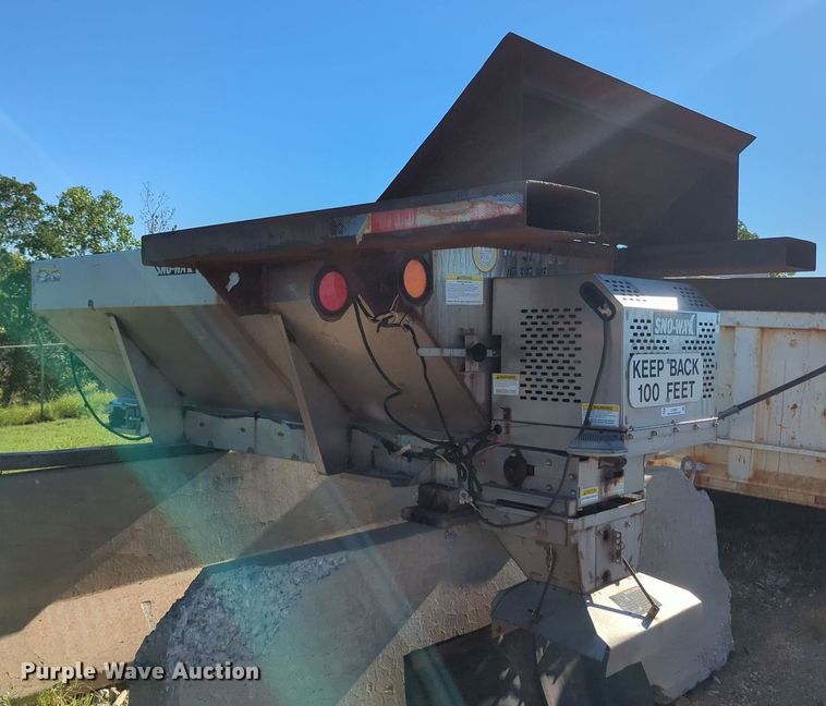 image for item LY9320 Sno-Way  spreader