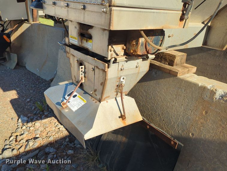 image for item LY9320 Sno-Way  spreader