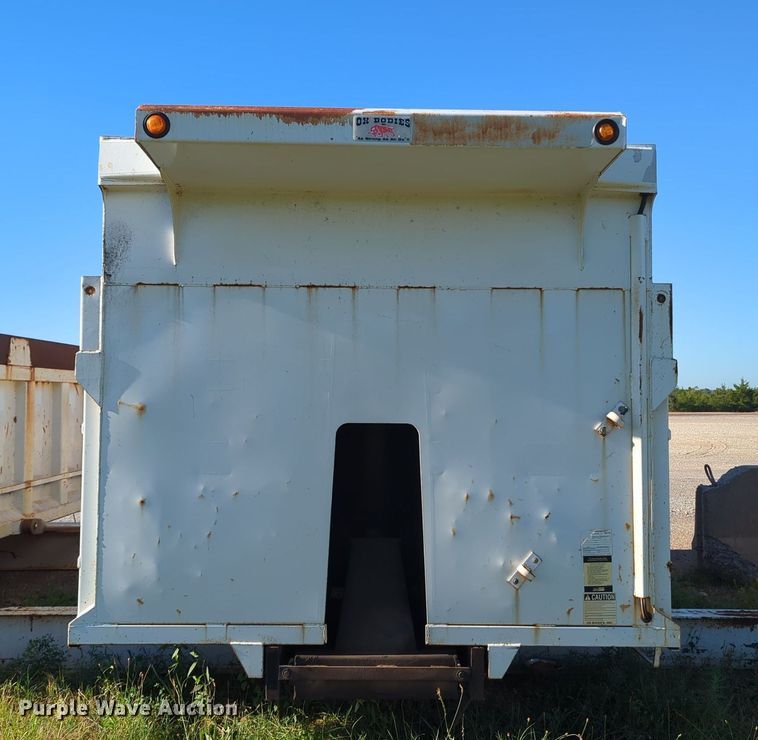 image for item LY9321 Ox Bodies  dump bed