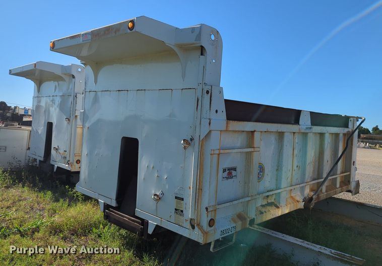 image for item LY9321 Ox Bodies  dump bed