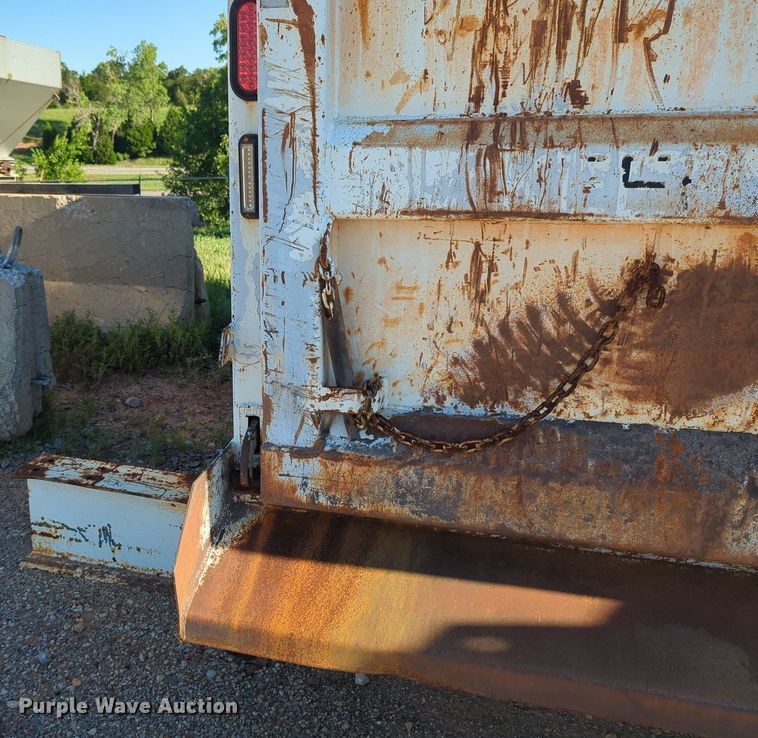 image for item LY9321 Ox Bodies  dump bed