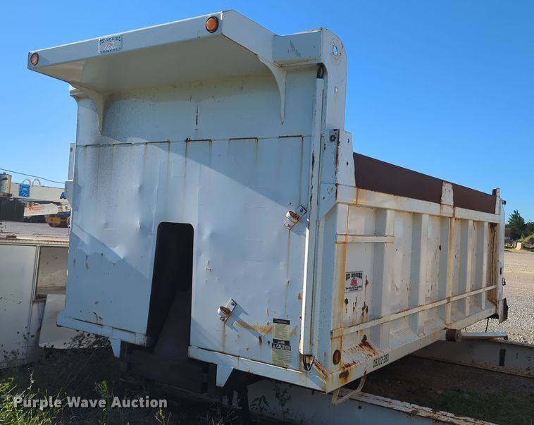 image for item LY9322 Ox Bodies  dump bed