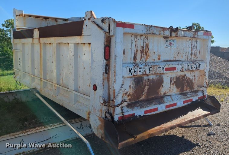 image for item LY9322 Ox Bodies  dump bed