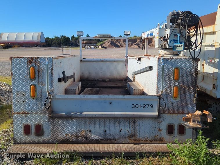 image for item LY9323 Stahl  utility bed