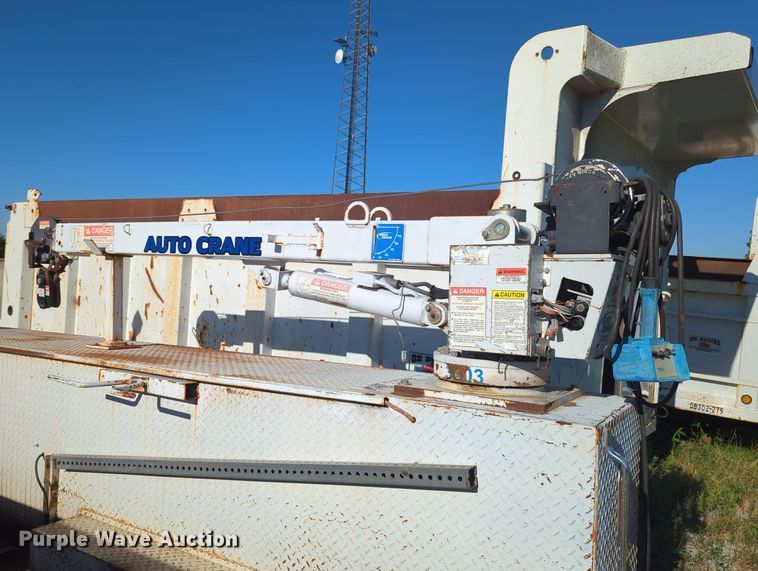 image for item LY9323 Stahl  utility bed