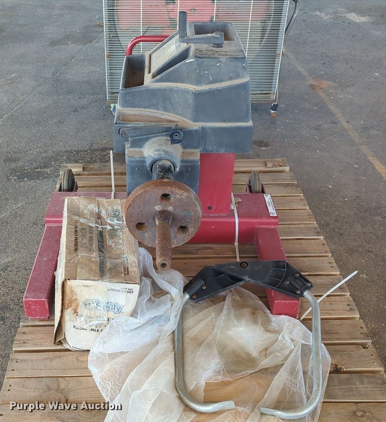 image for item LY9327 Coats 6275HS  tire balancing machine