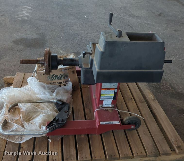 image for item LY9327 Coats 6275HS  tire balancing machine