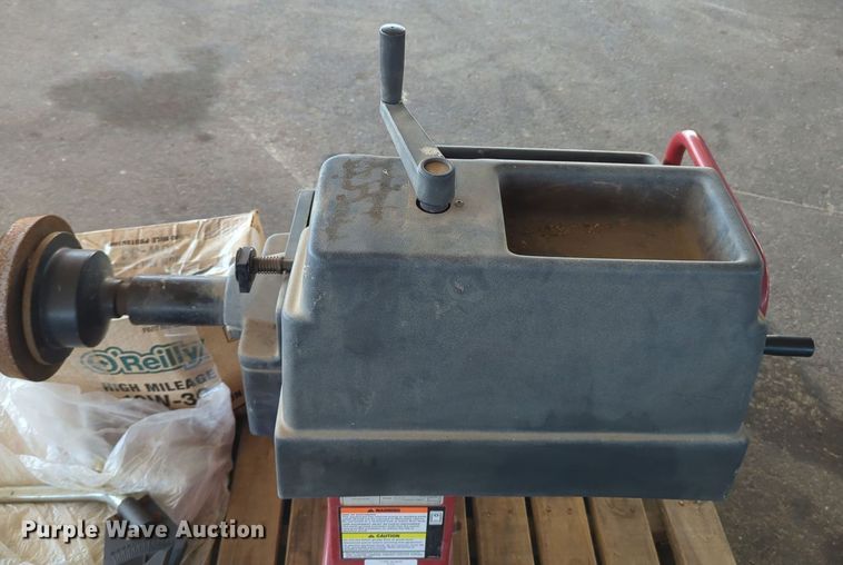 image for item LY9327 Coats 6275HS  tire balancing machine