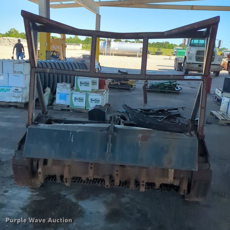 image for item LY9329 Bobcat  skid steer mulcher