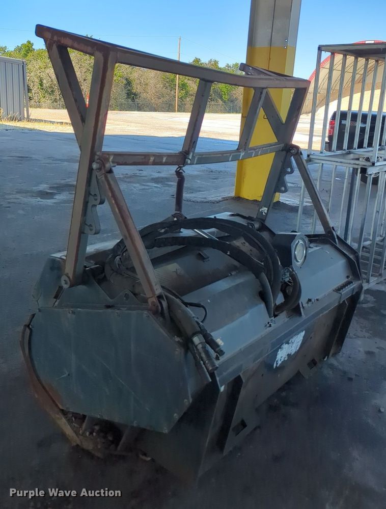 image for item LY9329 Bobcat  skid steer mulcher