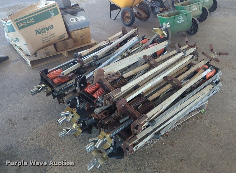 image for item LY9335 Approximately 15 Windmaster 97C sign holders