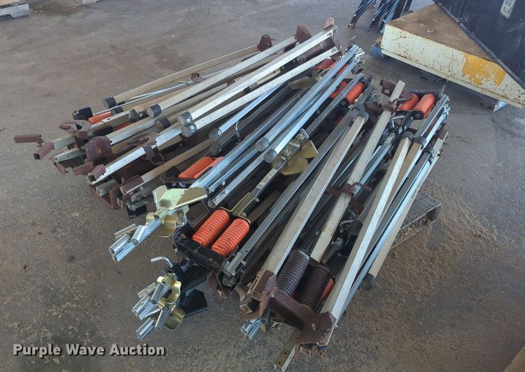 image for item LY9335 Approximately 15 Windmaster 97C sign holders