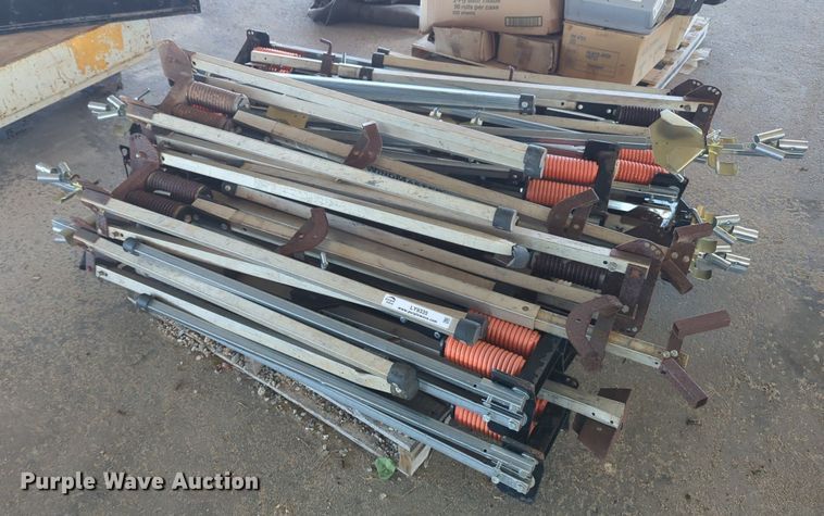 image for item LY9335 Approximately 15 Windmaster 97C sign holders