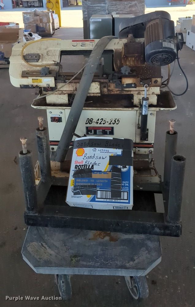 image for item LY9336 Jet  band saw