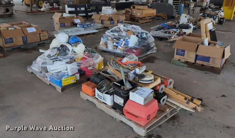 image for item LY9346 (16) pallets of tools