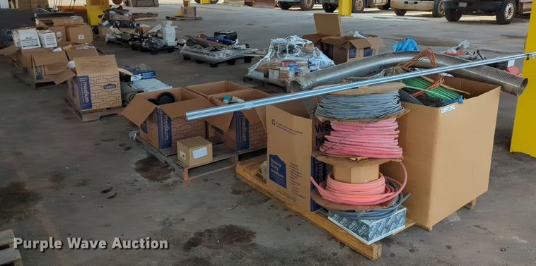 image for item LY9346 (16) pallets of tools