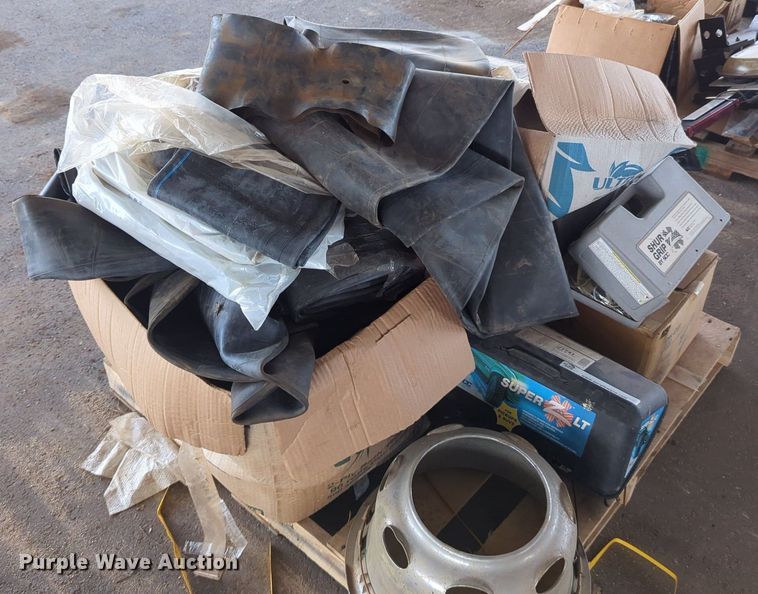 image for item LY9346 (16) pallets of tools